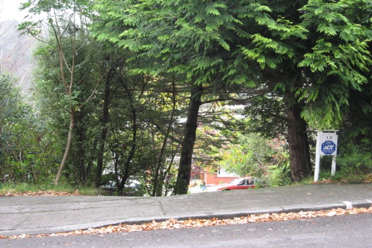 Photo of property in 10 Kopara Grove, Stokes Valley, Lower Hutt, 5019