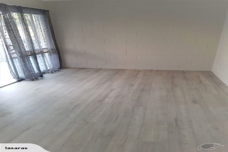 Photo of property in 2 Seaview Terrace, Mount Albert, Auckland, 1025