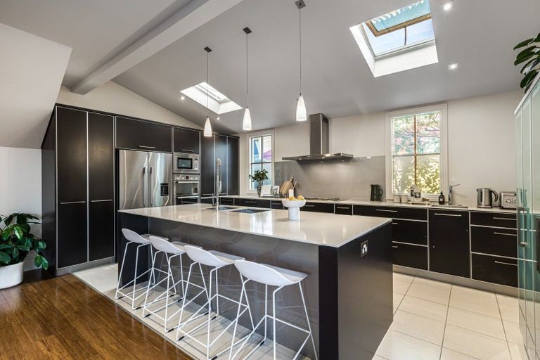 Photo of property in 16 Calliope Road, Devonport, Auckland, 0624