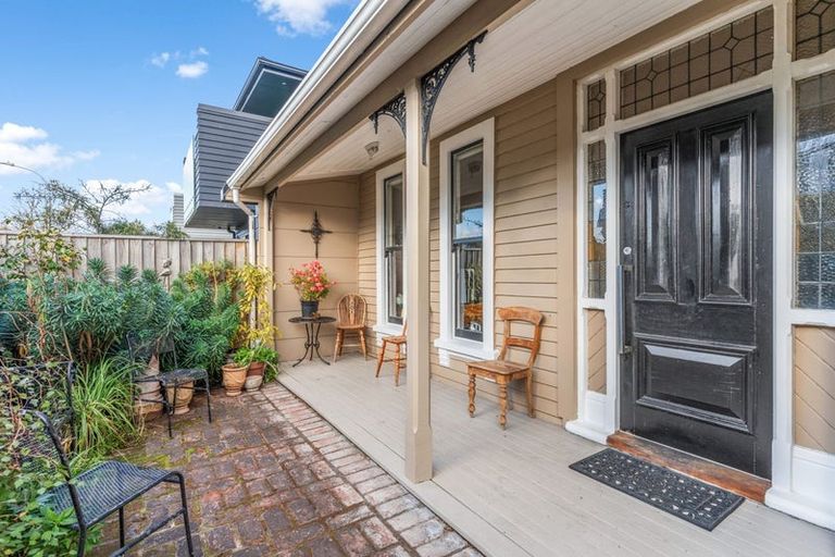 Photo of property in 210 Peterborough Street, Christchurch Central, Christchurch, 8013