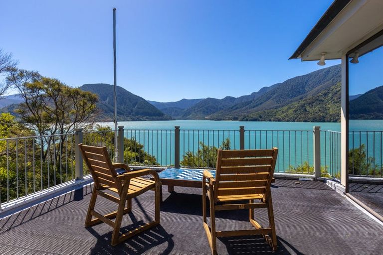 Photo of property in 606 Moetapu Bay Road, Moetapu Bay, Picton, 7282