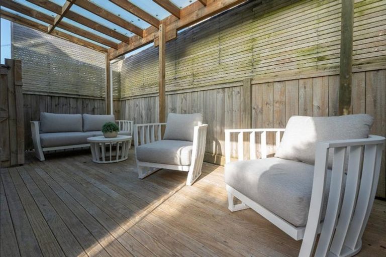 Photo of property in 35 Hindmarsh Street, Johnsonville, Wellington, 6037