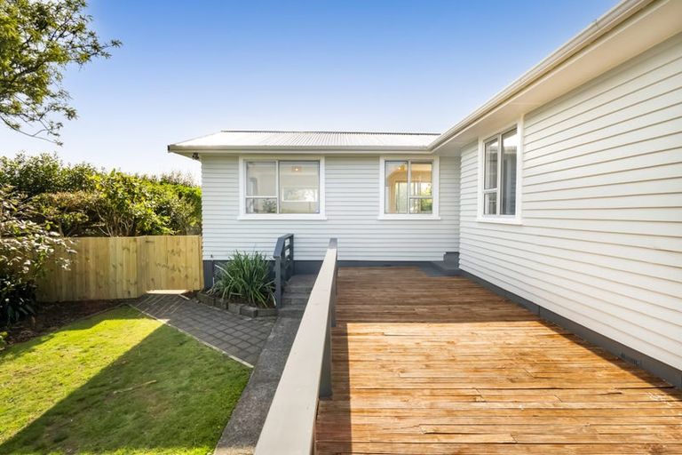 Photo of property in 7 Hulke Crescent, Bell Block, New Plymouth, 4312