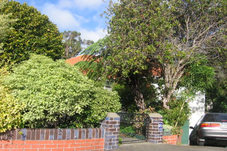 Photo of property in 21 Myrtle Street, Hutt Central, Lower Hutt, 5010