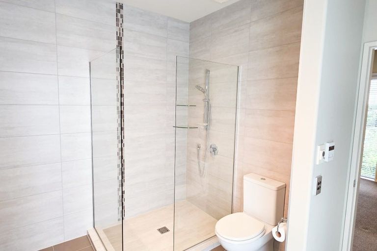 Photo of property in 65 Matatua Road, Raumati Beach, Paraparaumu, 5032