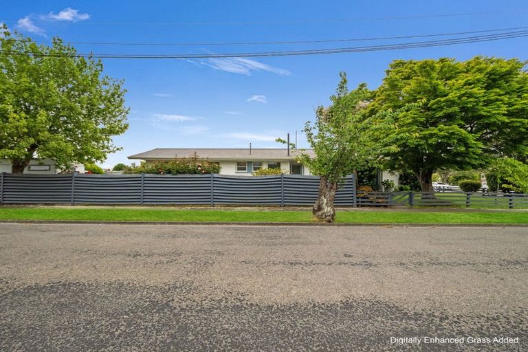 Photo of property in 35 Teesdale Street, Burnside, Christchurch, 8053