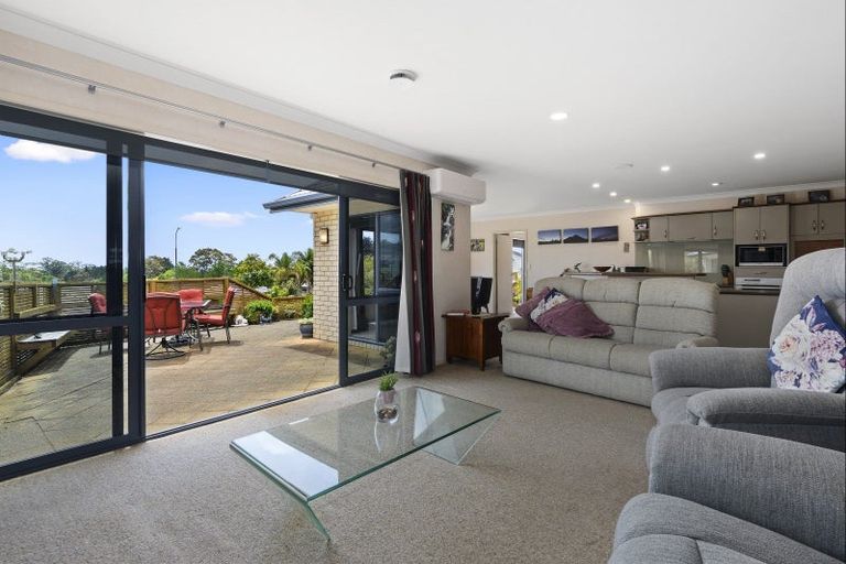 Photo of property in 15 Rowesdale Drive, Ohauiti, Tauranga, 3112