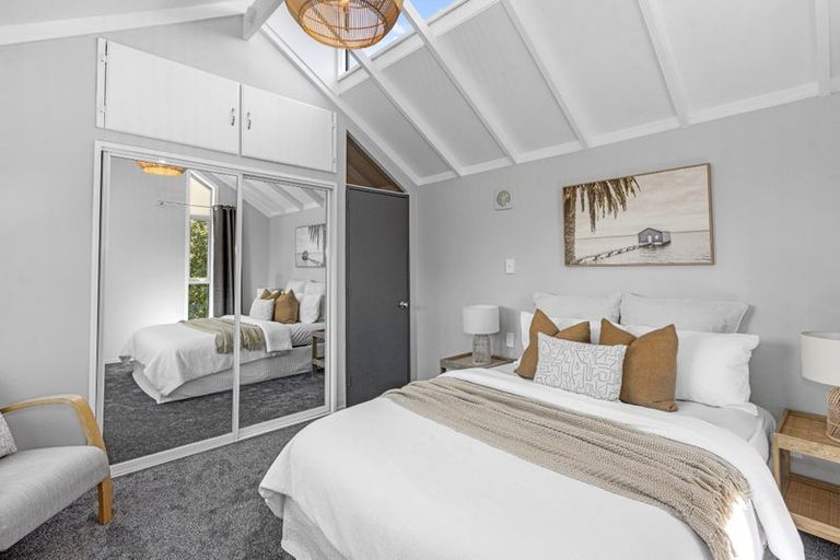 Photo of property in 10 Glenys Place, Broomfield, Christchurch, 8042