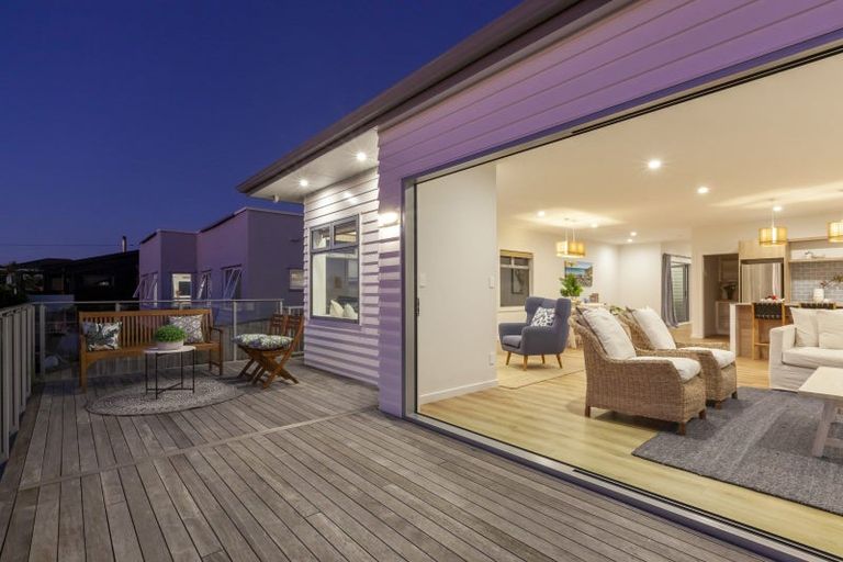 Photo of property in 68 Marine Parade, Paraparaumu Beach, Paraparaumu, 5032