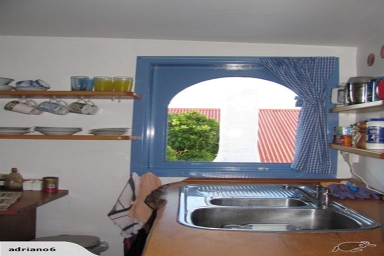 Photo of property in 16 Albert Road, Stepneyville, Nelson, 7010