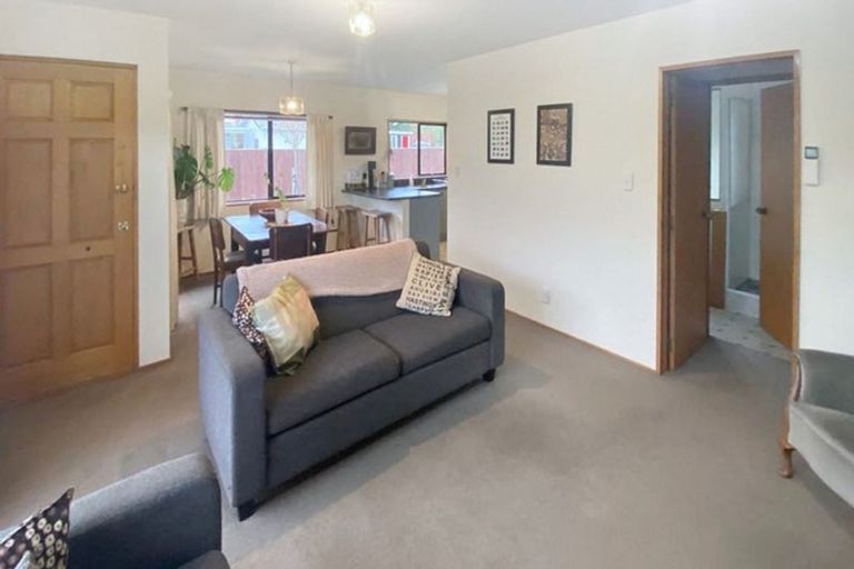 Photo of property in 2/16 Milton Street, Somerfield, Christchurch, 8024