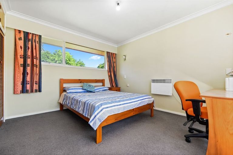 Photo of property in 16 Beverley Crescent, Hillcrest, Hamilton, 3216