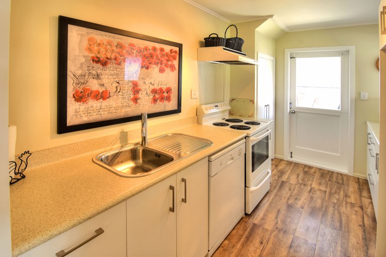 Photo of property in 43 Oak Street, Masterton, 5810