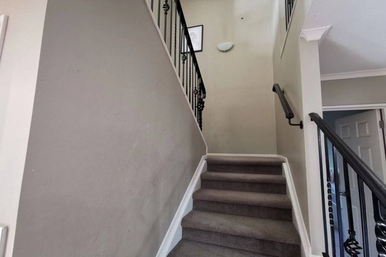 Photo of property in 47 Baverstock Road, Flat Bush, Auckland, 2016