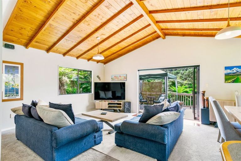 Photo of property in 59 Western Road, Laingholm, Auckland, 0604