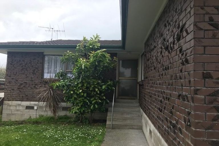 Photo of property in 1/21 Jillteresa Crescent, Half Moon Bay, Auckland, 2012