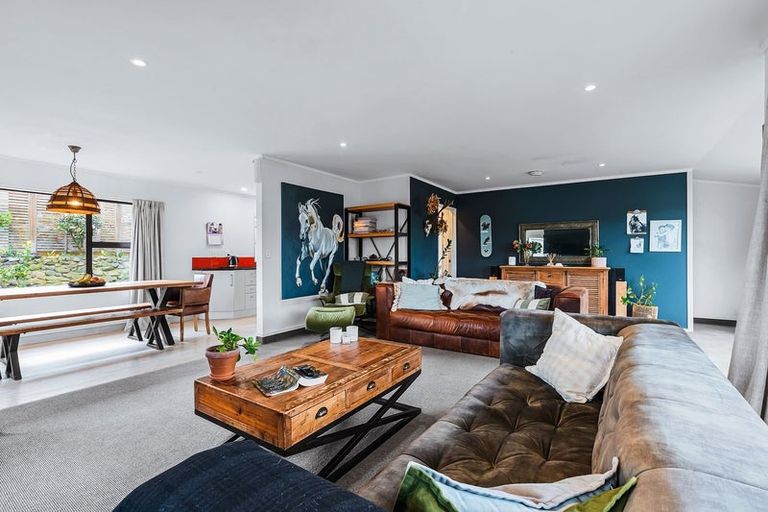 Photo of property in 83 Harvey Street, Waipahihi, Taupo, 3330