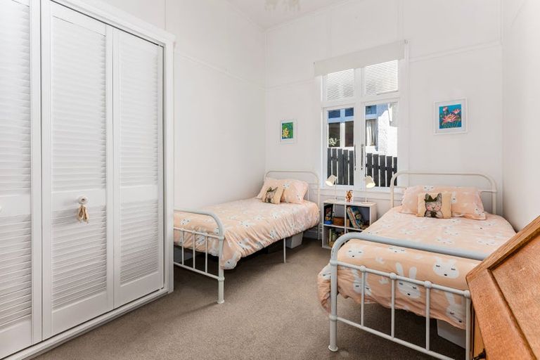 Photo of property in 73 Hamilton Road, Hataitai, Wellington, 6021
