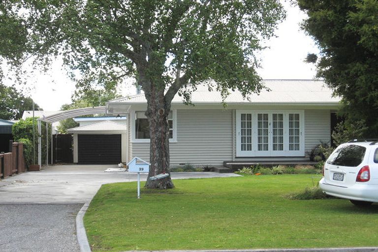 Photo of property in 29 Spencer Street, Leamington, Cambridge, 3432