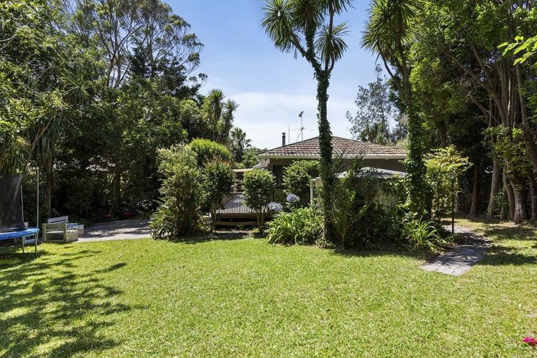 Photo of property in 66 Gledstane Road, Stanmore Bay, Whangaparaoa, 0932