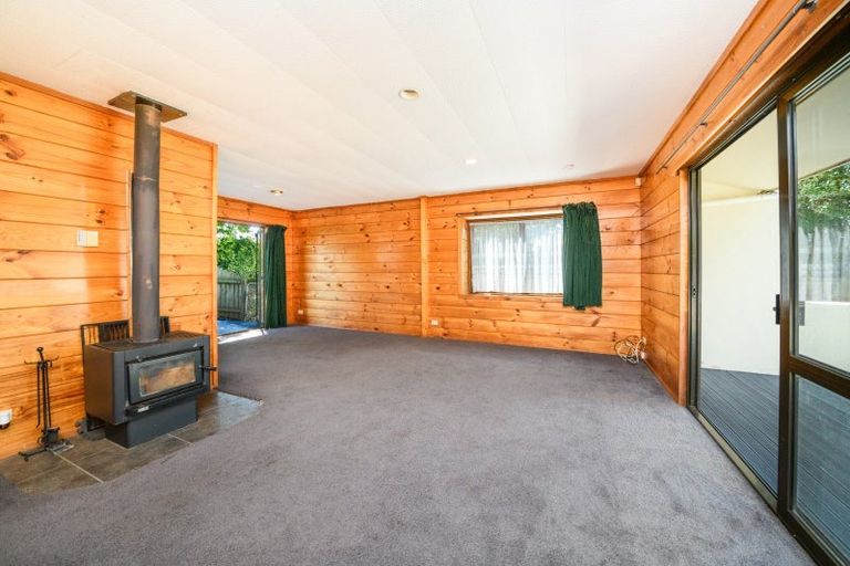 Photo of property in 134 John F Kennedy Drive, Milson, Palmerston North, 4414