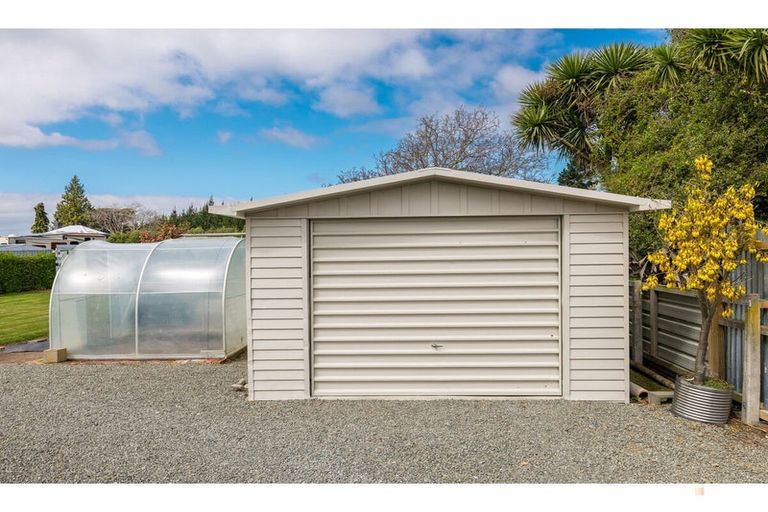 Photo of property in 15 Edward Street, Waimate, 7924
