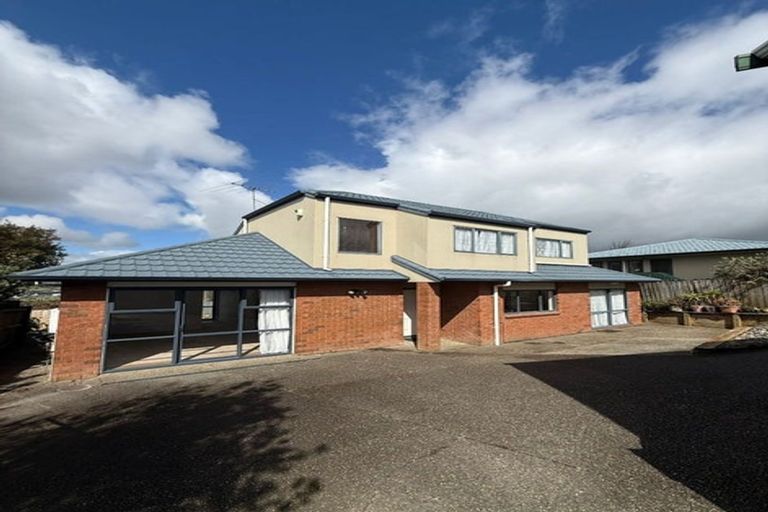 Photo of property in 54 Ridge Road, Howick, Auckland, 2014