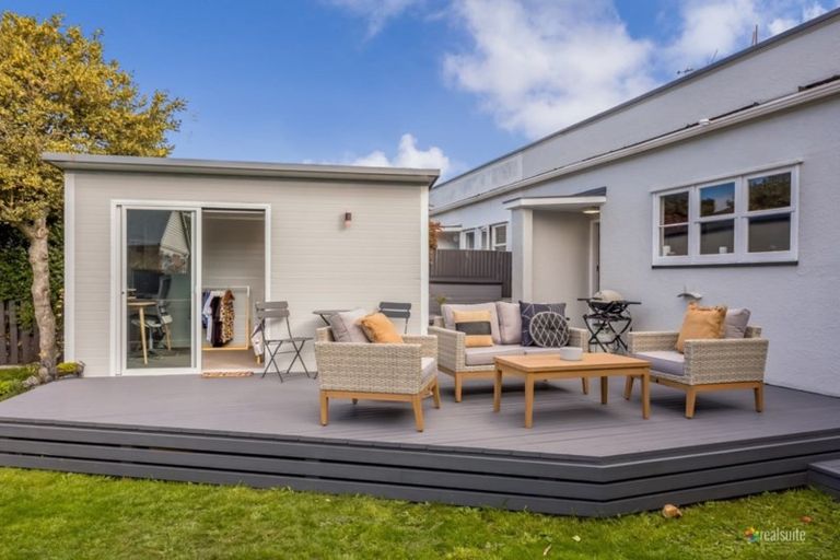 Photo of property in 24a Bell Road, Waiwhetu, Lower Hutt, 5010