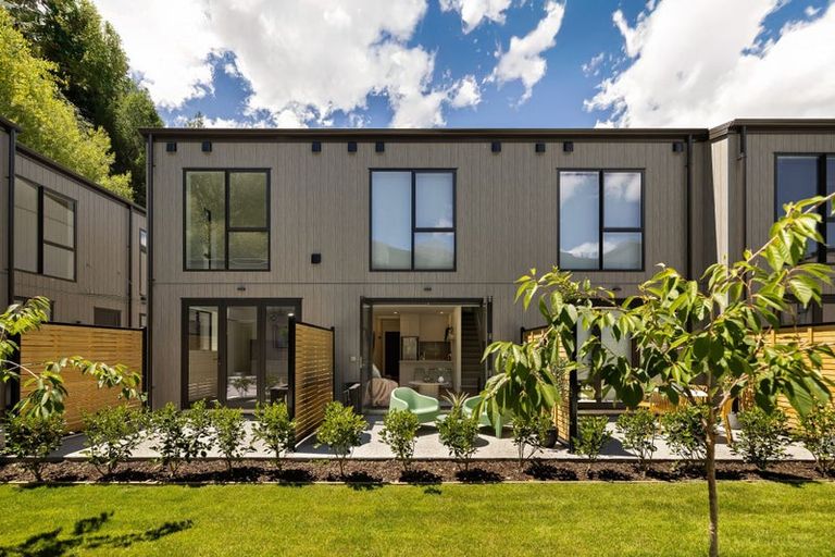 Photo of property in Coronet Peak Alpine, 38/159 Arthurs Point Road, Arthurs Point, Queenstown, 9371