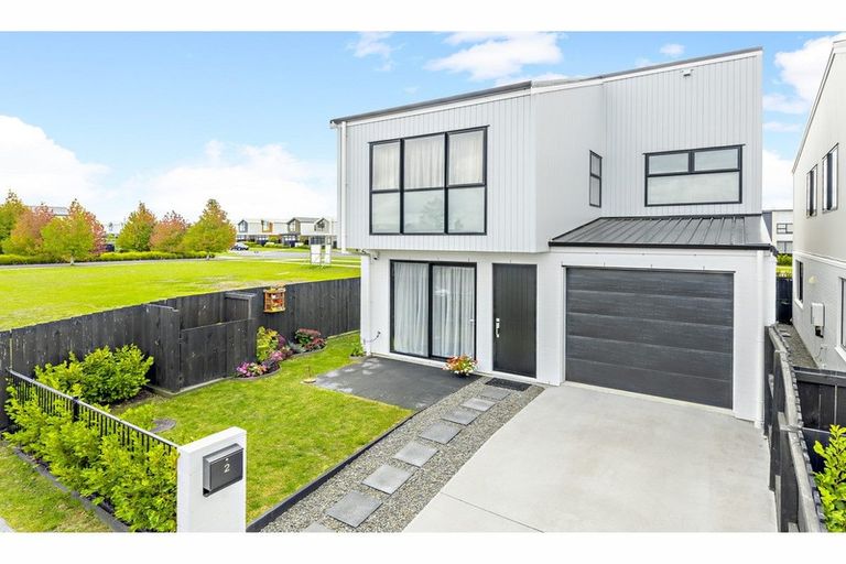 Photo of property in 2 Command Lane, Papakura, 2110