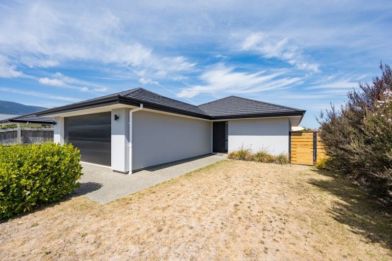 Photo of property in 51 Exeter Street, Stoke, Nelson, 7011