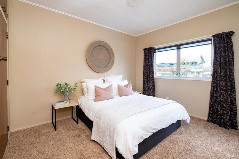 Photo of property in 118 Charles Street, Westshore, Napier, 4110