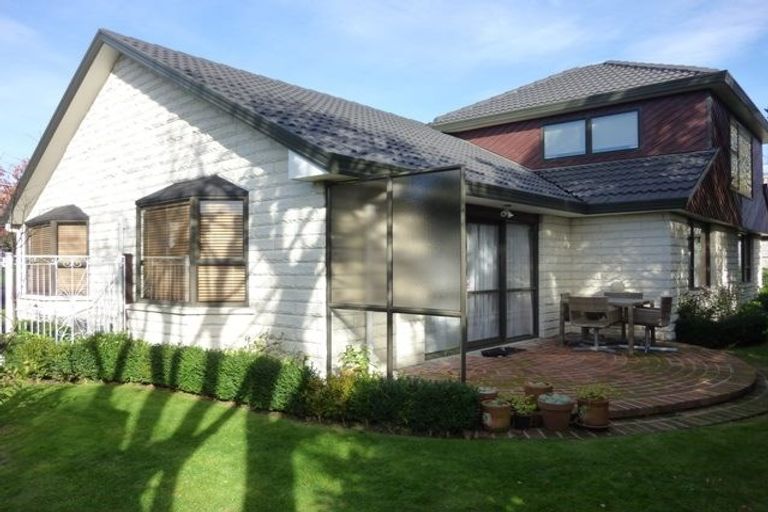 Photo of property in 137a Hamilton Avenue, Ilam, Christchurch, 8041