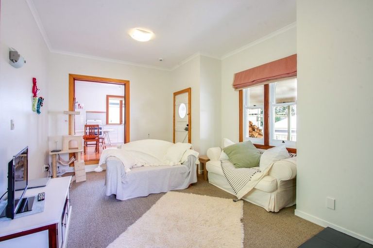 Photo of property in 124a Shakespeare Road, Bluff Hill, Napier, 4110