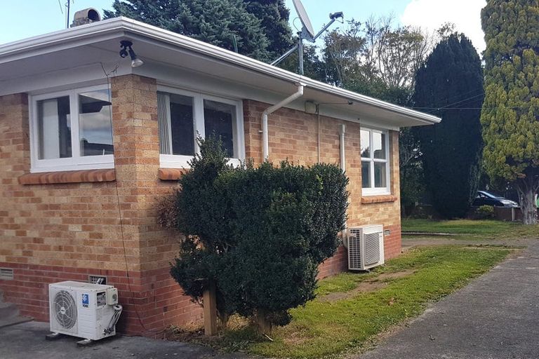 Photo of property in 1/4 Scott Road, Papakura, 2110