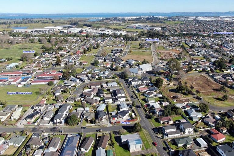 Photo of property in 78 Raglan Street, Mangere East, Auckland, 2024