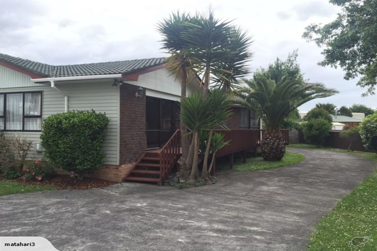 Photo of property in 16 Brightwell Street, Papakura, 2110