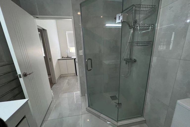 Photo of property in 4 Wyon Way, Flat Bush, Auckland, 2016