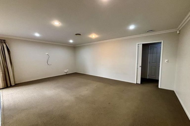 Photo of property in 16 Somerton Drive, Huntington, Hamilton, 3210