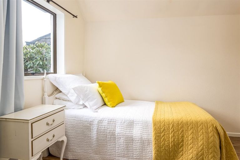 Photo of property in 43n Waimairi Road, Upper Riccarton, Christchurch, 8041