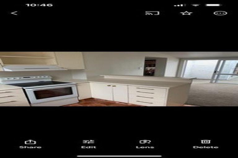 Photo of property in 37 Lyndon Street, Riccarton, Christchurch, 8041