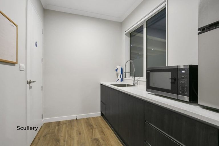 Photo of property in 23 Blacks Road, Greenhithe, Auckland, 0632