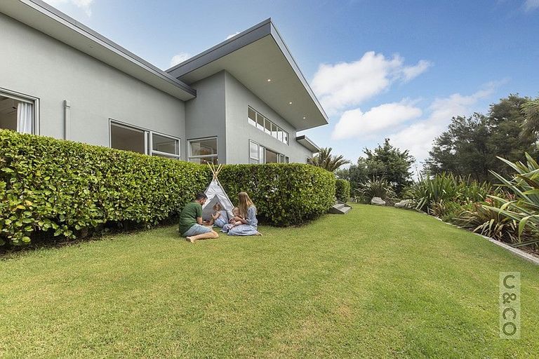 Photo of property in 10 The Rise, Waimauku, 0812