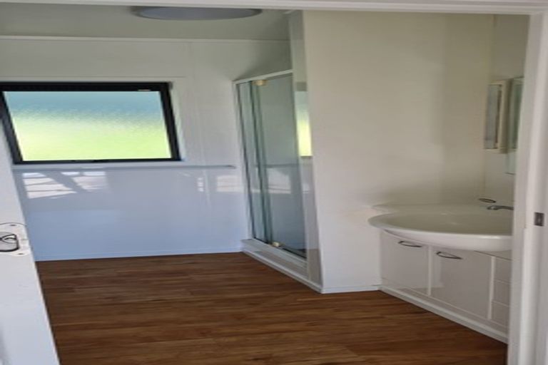 Photo of property in 24 Alton Avenue, Hillcrest, Auckland, 0627