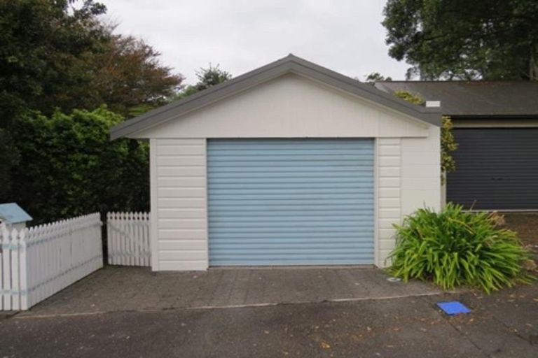 Photo of property in 109 Fulford Street, New Plymouth, 4310