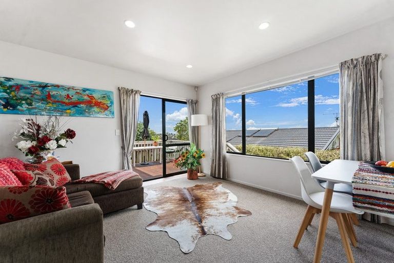 Photo of property in 2a Sycamore Drive, Sunnynook, Auckland, 0620