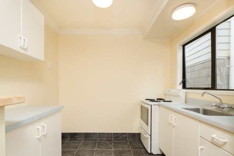 Photo of property in 19a Pisces Road, Glen Eden, Auckland, 0602