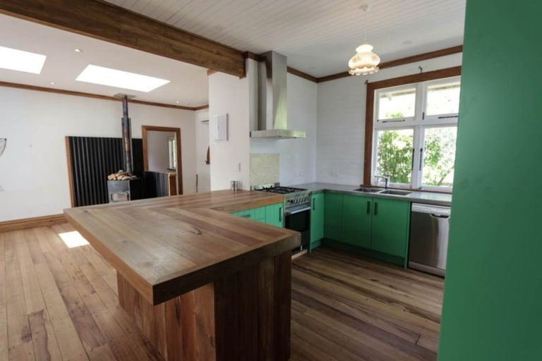 Photo of property in 236 Ngatiawa Road, Reikorangi, Waikanae, 5391