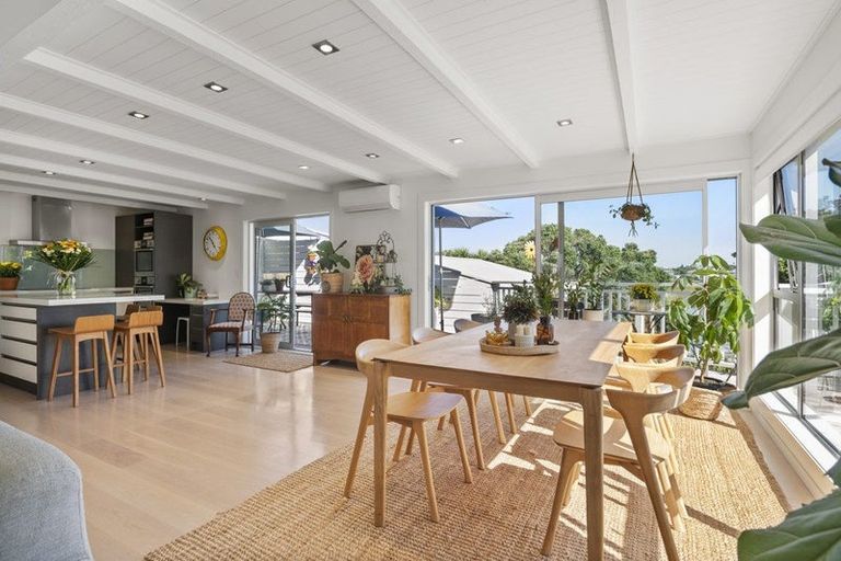 Photo of property in 49 Ngataringa Road, Devonport, Auckland, 0624