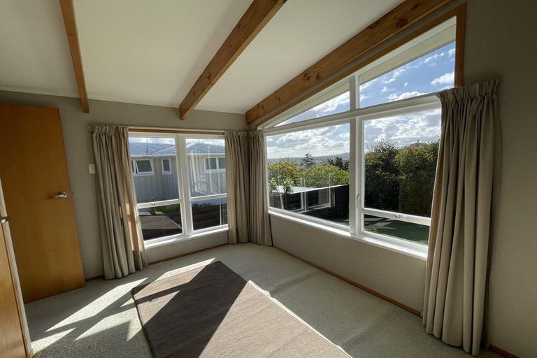 Photo of property in 9 Gilliam Street, New Lynn, Auckland, 0600